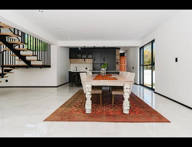 4 BEDROOM HOUSE FOR SALE IN FOURWAYS